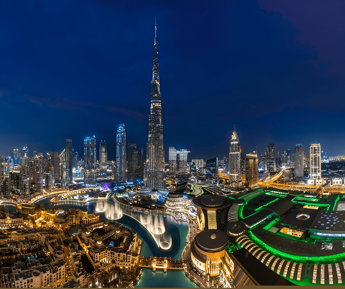 Skyline view showcasing the booming property market in Dubai in 2025 with luxury skyscrapers and modern living spaces